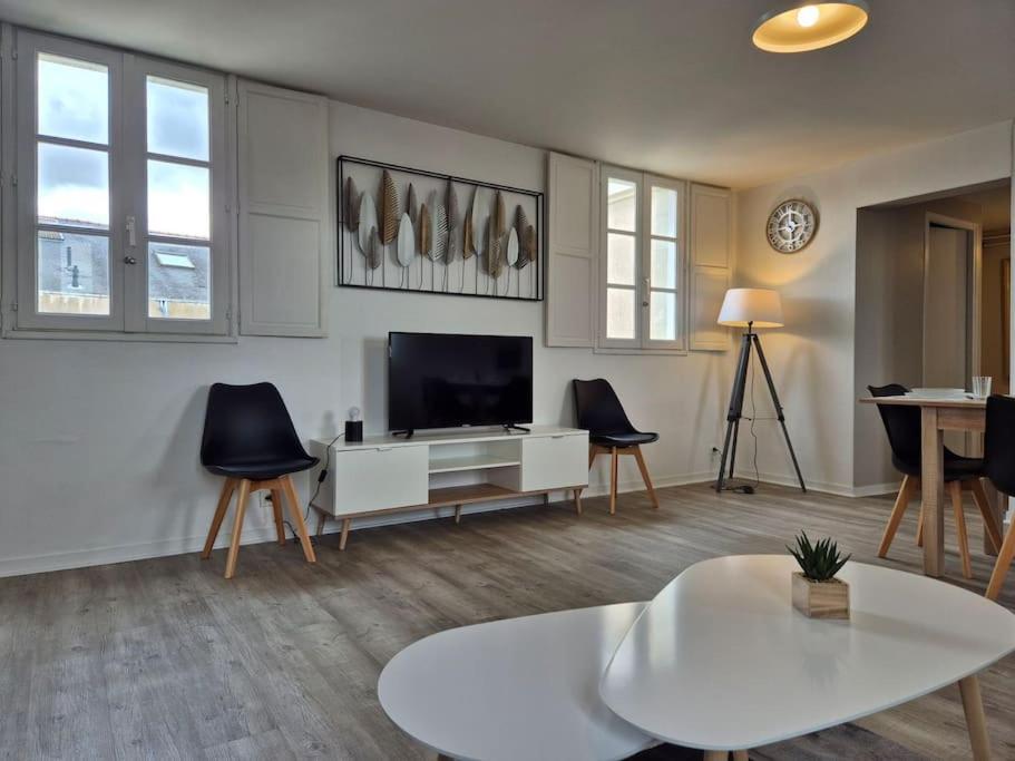 Les Carmes Apartment Angers Luaran gambar
