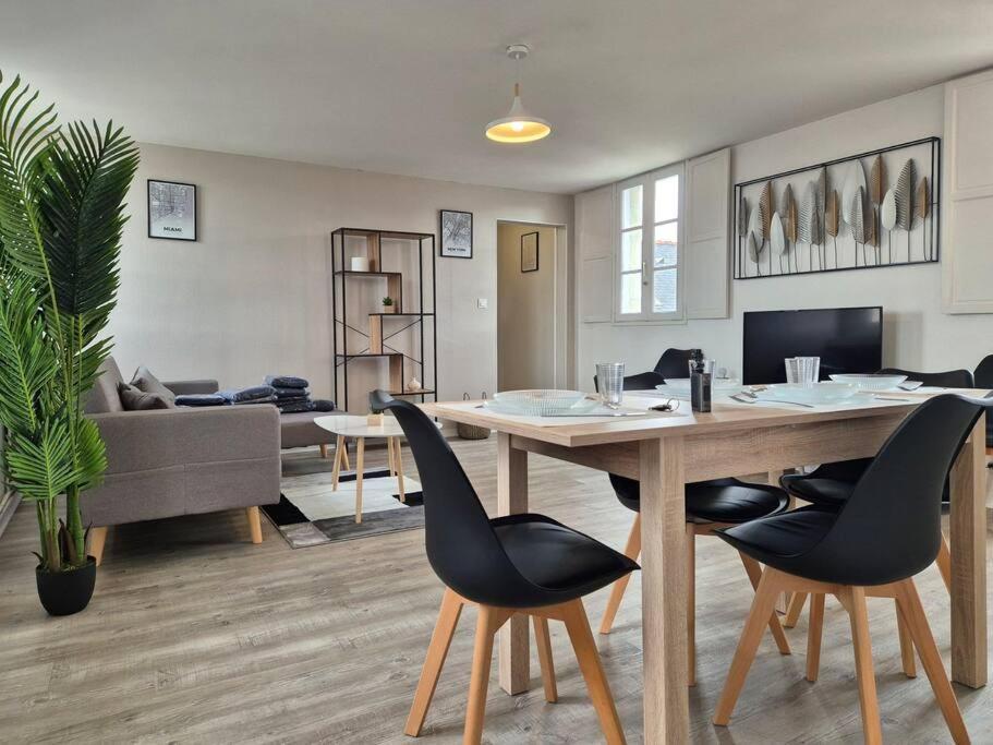 Les Carmes Apartment Angers Luaran gambar
